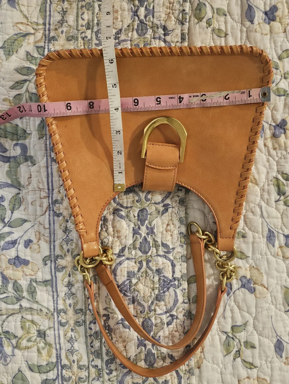 NWOT Antik Kraft Tan Leather Shoulder Bag with Gold Accent